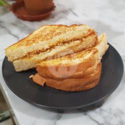 Roti Garlic Grilled Cheese