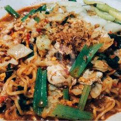 Mie Nyemek Goreng