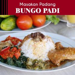 Paket Nasi Ayam Kare   Es Teh