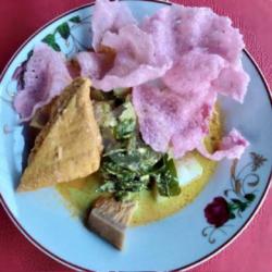 Ketupat Sayur Padang ( Tahu )