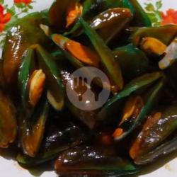 Kerang Ijo Saus Padang