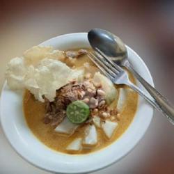 Lontong Kari Sapi