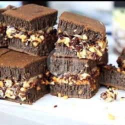 Keju Kacang Brownies