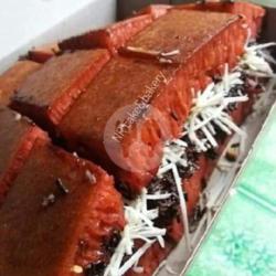 Martabak Manis Red Velvet Keju Coklat