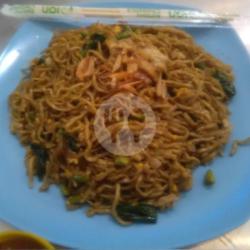 Mie Pansit Goreng Telur