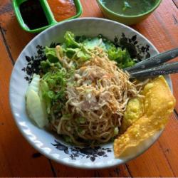 Mie Pangsit Jakarta