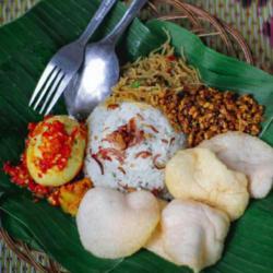 Nasi Uduk   Telur Balado