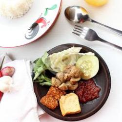 Nasi Penyet Bakso