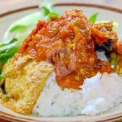 Nasi Telur Penyet