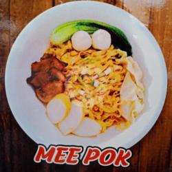 Mie Pok Pangsit