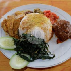 Nasi Daging Rendang