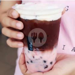 Pink Choco With Boba And Cheese