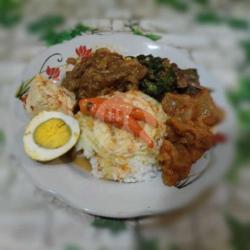 Nasi Gudeg Krecek Suwir