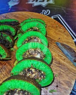 Martabak Coklat Kacang (pandan)