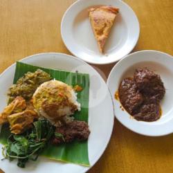 Nasi Rendang   Dadar