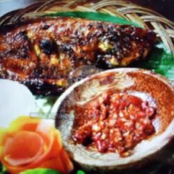 Ikan Jaer Bakar   Nasi