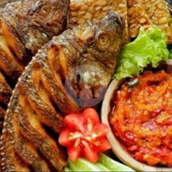 Ikan Mas Goreng Kremes