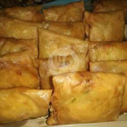 Martabak Tahu Telor Pake Sambel Kacang