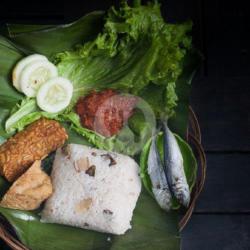 Nasi Liwet Asin Biasa