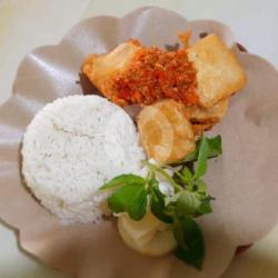 Nasi Pedas Membara Tahu