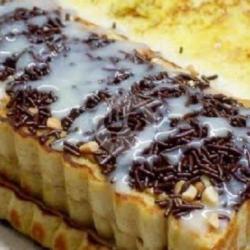 Roti Bakar Meses Susu
