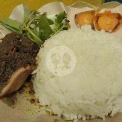 Nasi Babat Bumbu Hitam   Telur Asin