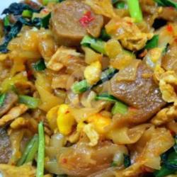 Kwetiau Goreng Bakso