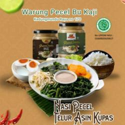 Nasi Pecel Telor Asin Kupas