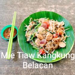 Mie Goreng Seafood Kangkung Belacan Telur Bebek