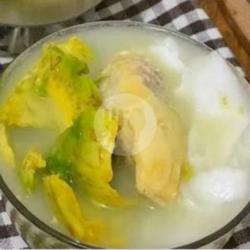 Sop Duren Alpukat Kelapa Keju