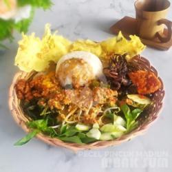 Nasi Pecel Cumi Hitam