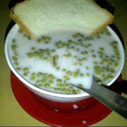 Bubur Kacang Ijo Hangat