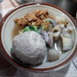 Mie Ayam Bakso Kikil