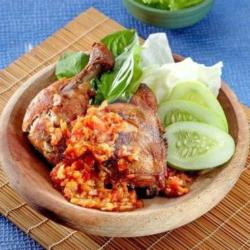Nasi Ayam Gepuk Lalap Sambal Merah