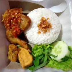 Paket Nasi Sayap Penyet