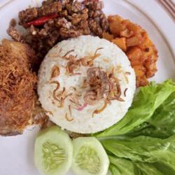 Nasi Rames Ayam Serundeng