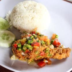 Nasi Ayam Petir