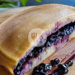 Martabak Manis Coklat Blueberry