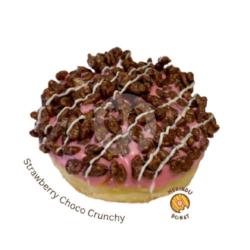 Donat Strawberry Choco Crunchy