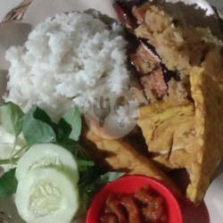 Nasi   Tahu   Tempe   Terong   Es Teh