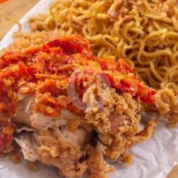 Mie Nyemek Ayam