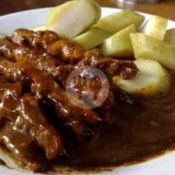 Sate Ayam 10 Tusuk Bumbu Kecap   Lontong 2biji