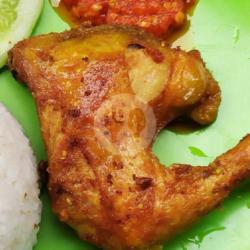 Ayam Pejantan Goreng