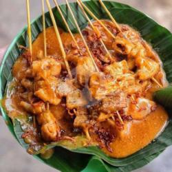 Sate Ayam Kuah Campur