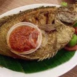 Ikan Kuwe Goreng Kering