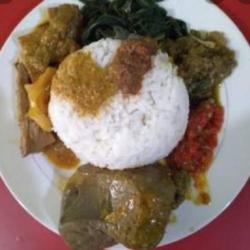 Nasi Gulai Ati Sapi