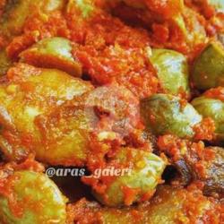 Ayam Balado Campur Jengkol