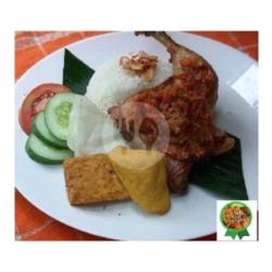 Hemat B 2, Ayam Gepuk    Tempe   Nasi