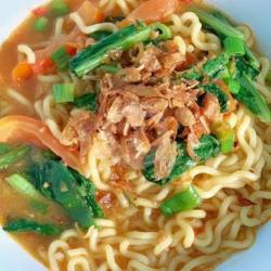 Bakmie Kuah Telur Bebek Bakso