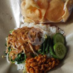 Nasi Pecel Madiun Hemat